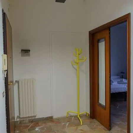 Fanciful 2-br Outside Ztl