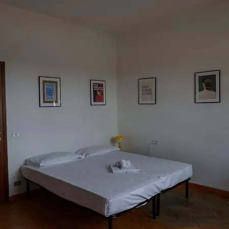 Fanciful 2-br Outside Ztl * Firenze